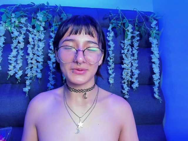 DaniDream online show from August 13, 3:37 pm