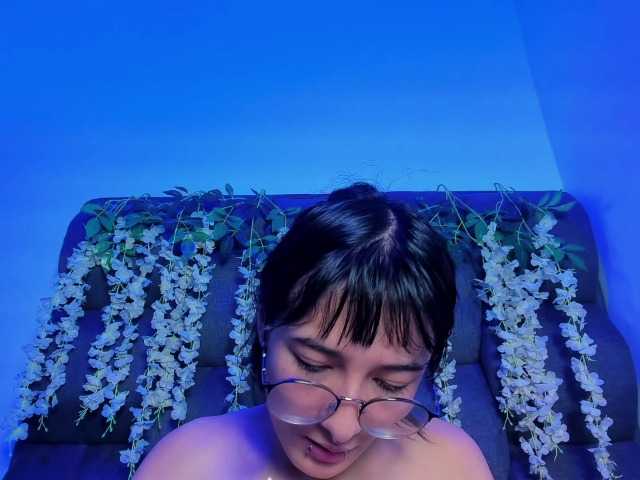 DaniDream online show from August 14, 2:53 pm