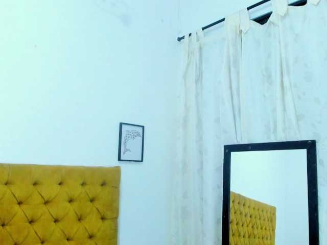 Daniela-Spencerr online show from August 7, 10:48 am