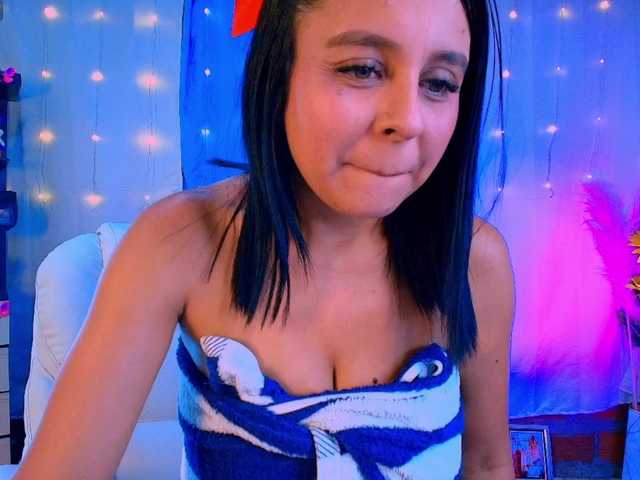 Danielasew online show from July 15, 3:51 am