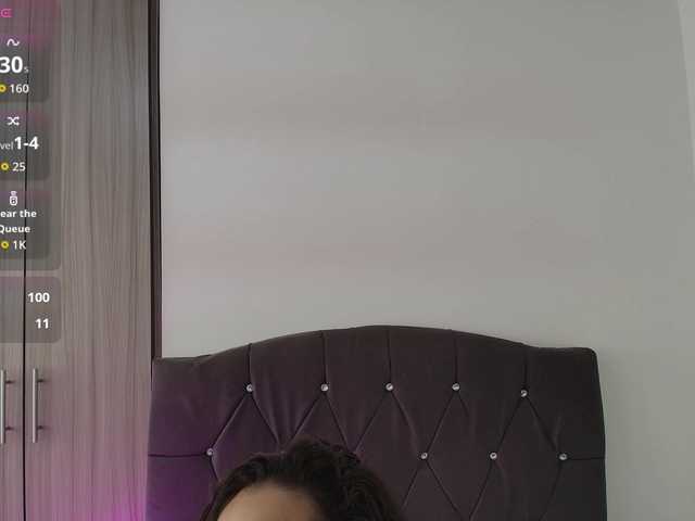 Danna-Velvet online show from August 12, 1:24 pm