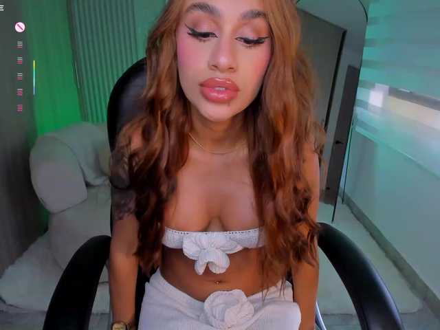 DannaCruz online show from July 14, 9:48 pm