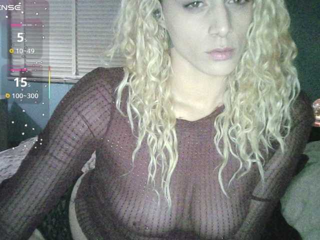 DarcieRoselli online show from March 1, 5:15 am