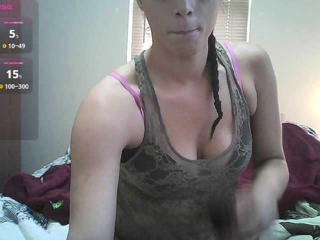 DarcieRoselli online show from May 21, 10:11 pm