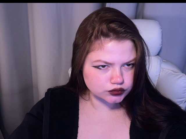 DarinaWilson online show from April 24, 3:10 am