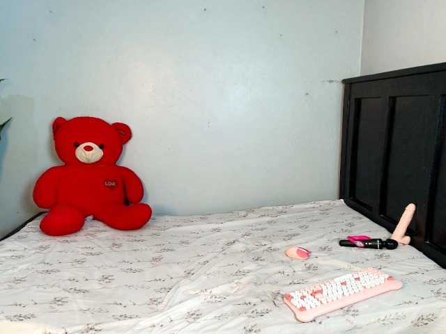 DarkCoco online show from September 9, 4:53 am