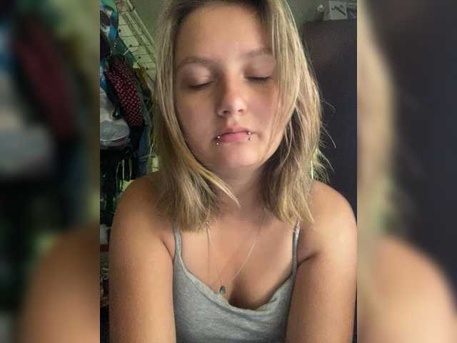 DarkGirl online show from August 8, 6:46 am