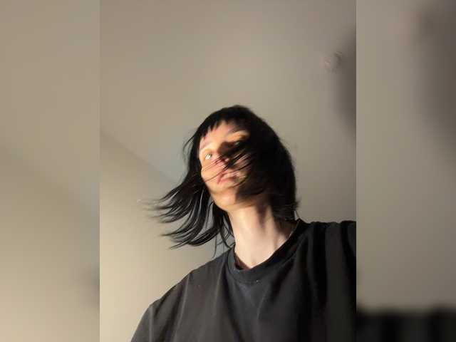 DeadDollz online show from July 22, 5:48 pm