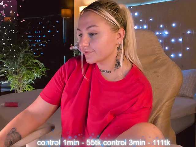Debbie-Taylor online show from August 27, 8:39 pm