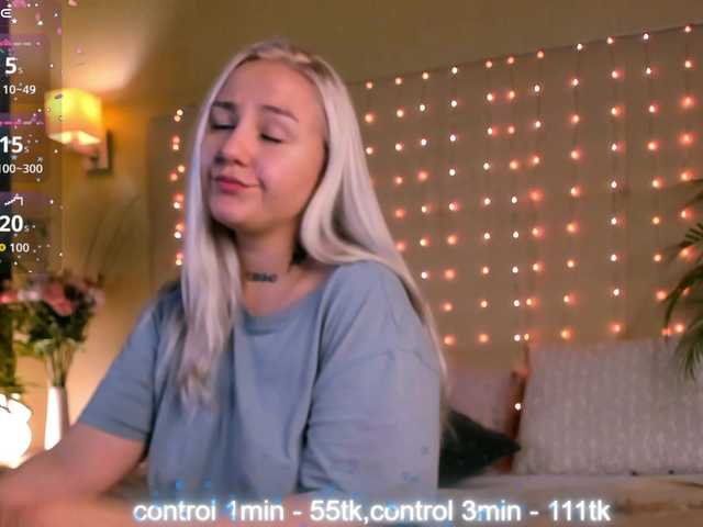 Debbie-Taylor online show from August 30, 7:36 pm