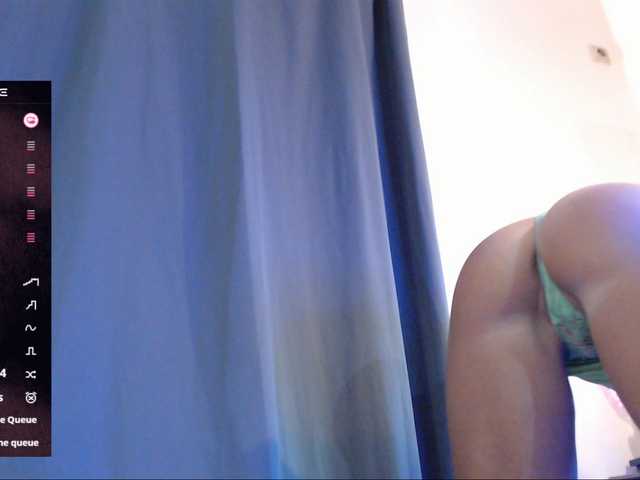 DelicateKiss online show from August 11, 9:33 am
