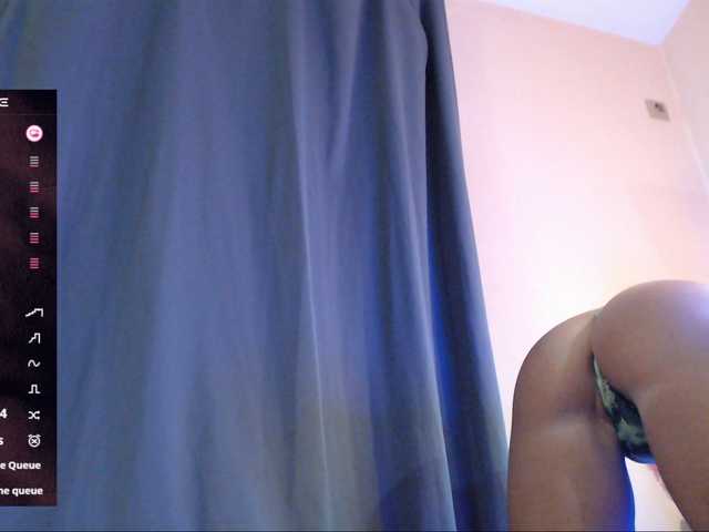 DelicateKiss online show from August 12, 11:45 am