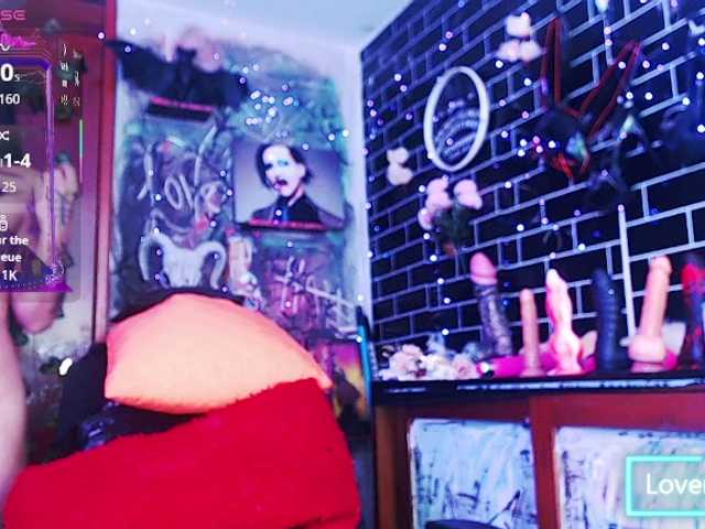 Demon-sofy-1 online show from August 3, 9:55 pm
