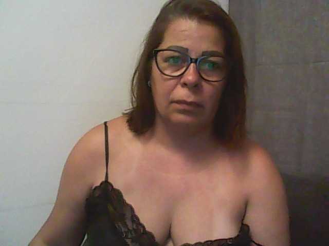 Diamonddesiree online show from August 5, 6:50 pm