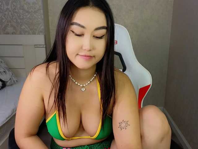 DianaMoon online show from August 12, 8:16 am