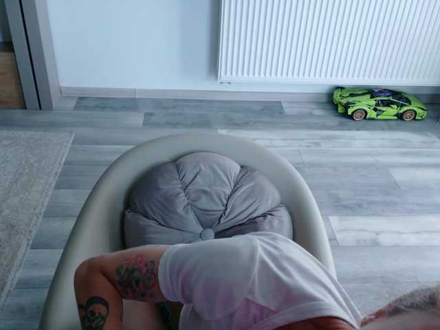 DiddySweet1 online show from August 8, 2:50 pm