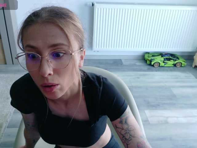 DiddySweet1 online show from August 11, 11:56 am