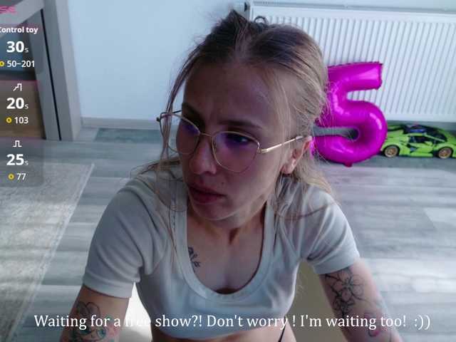 DiddySweet1 online show from August 15, 2:32 pm