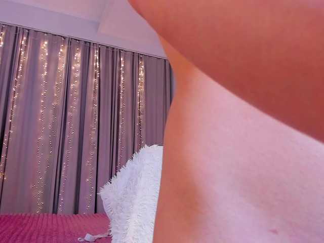 Dollyiaa online show from July 29, 2:46 pm