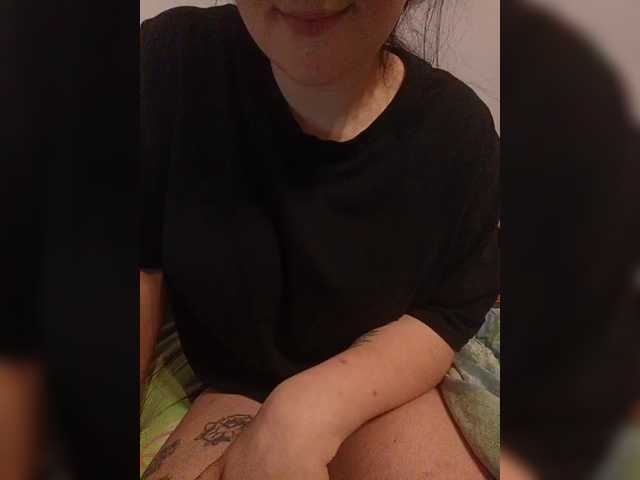 DorisRed online show from May 6, 8:32 pm