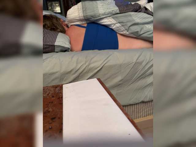 Drippingwet74 online show from May 29, 2:25 am