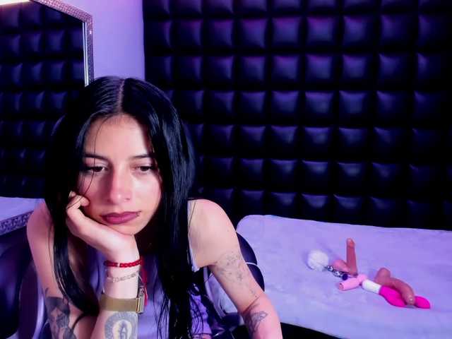 DulceMiiaa online show from August 7, 8:09 pm