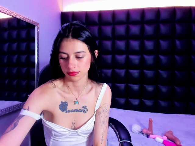 DulceMiiaa online show from August 7, 10:43 pm