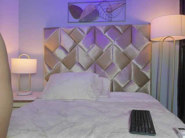 DullceEstrella online show from August 27, 12:13 pm