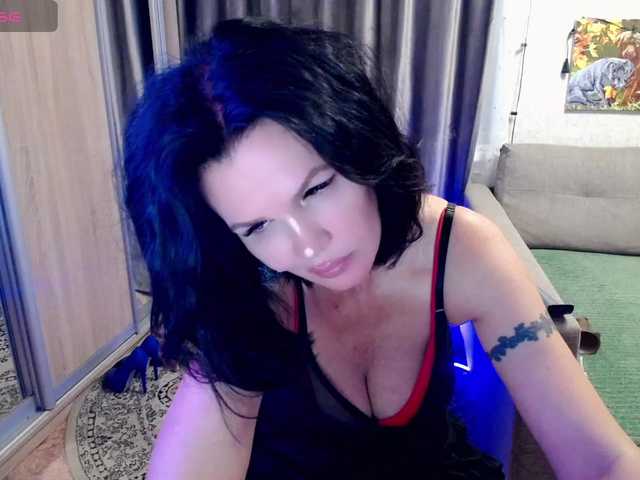EVA1172a online show from August 9, 3:46 pm