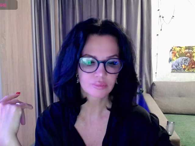 EVA1172a online show from August 16, 12:42 pm