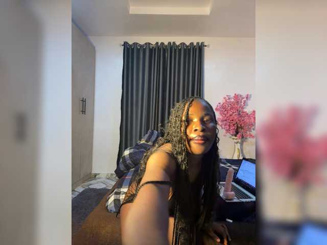 Ebonnyy online show from August 4, 5:32 pm