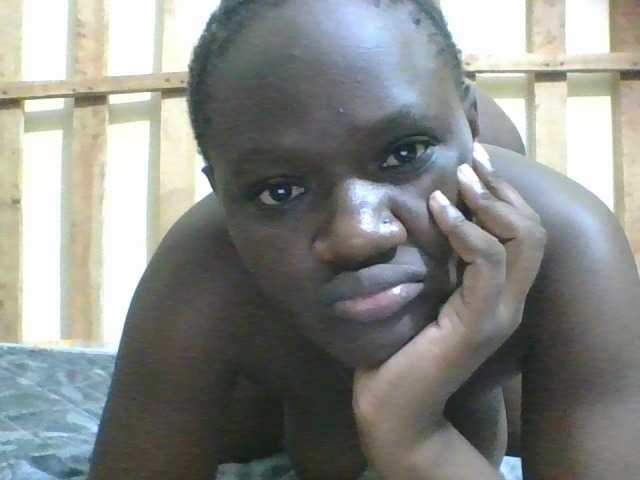 EbonyChocolateAss online show from April 6, 4:38 am
