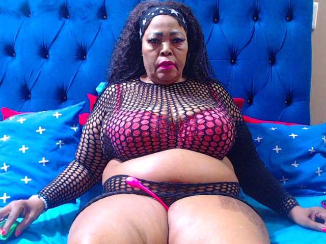 Ebonycandy10 online show from August 5, 1:42 pm