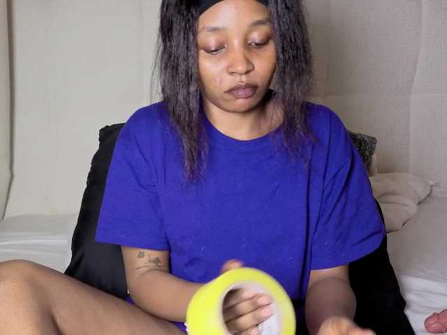 Ebonycutelyn online show from July 28, 1:00 am