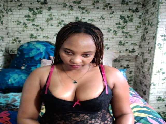 Ebonyseduction00 online show from August 12, 7:22 am