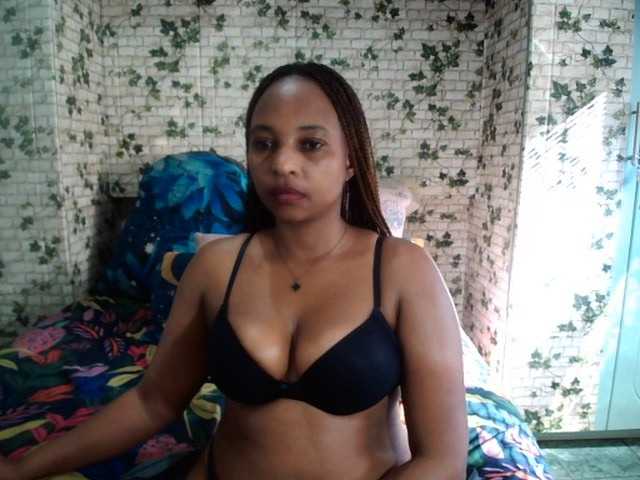 Ebonyseduction00 online show from August 13, 12:30 pm