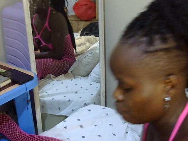 Ebonysonya2 online show from August 13, 8:01 pm