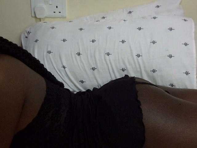 Ebonysonya2 online show from August 15, 5:22 am