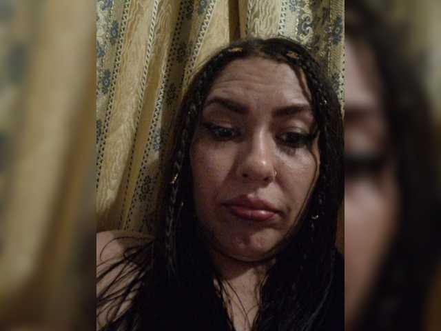 EdenaVega online show from August 11, 8:44 pm