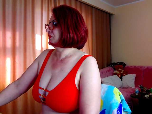 EdithCharm online show from May 12, 3:23 pm
