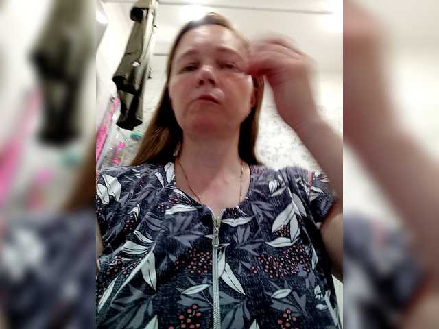 Elena565-1 online show from August 7, 1:00 pm