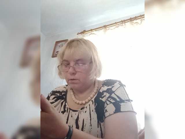 ElenaBeautiful784 online show from August 5, 9:51 am
