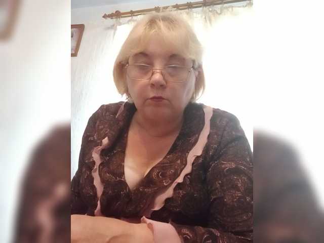 ElenaBeautiful784 online show from August 8, 6:02 am