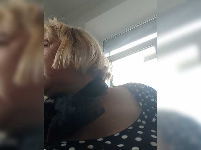 ElenaBeautiful784 online show from August 13, 11:02 am