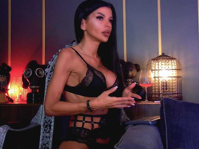 EleniaDevons online show from August 6, 4:06 pm