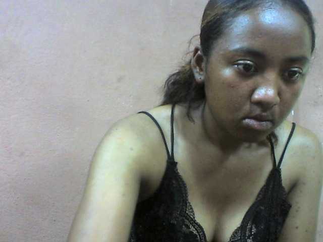 Elie2 online show from August 14, 8:12 pm