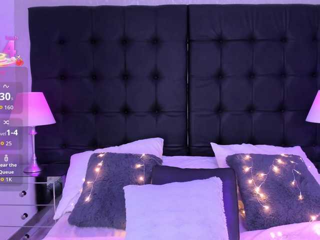 ElizHarper online show from August 9, 11:17 pm