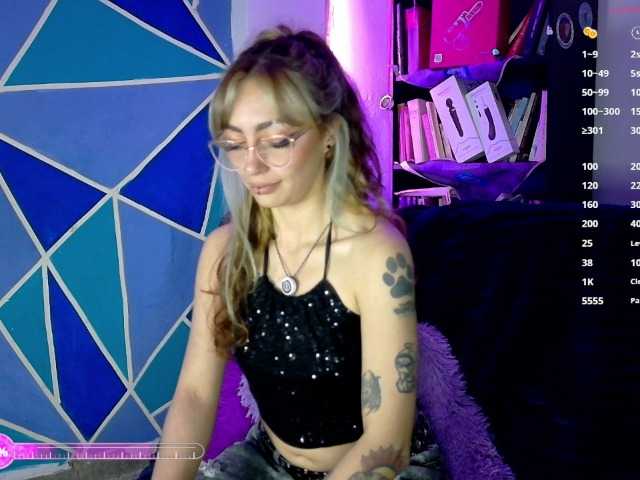 Elizabeth911 online show from August 13, 3:20 am