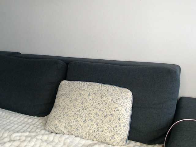 ElizabethAC online show from July 10, 9:59 am