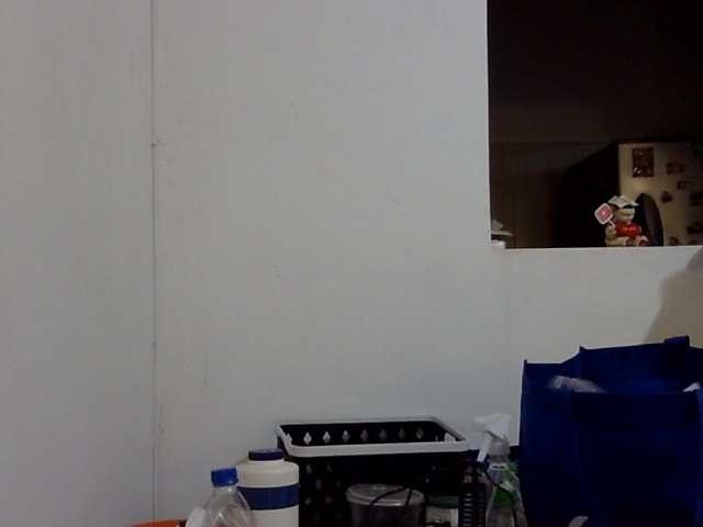 ElizabethMart online show from July 24, 10:35 pm